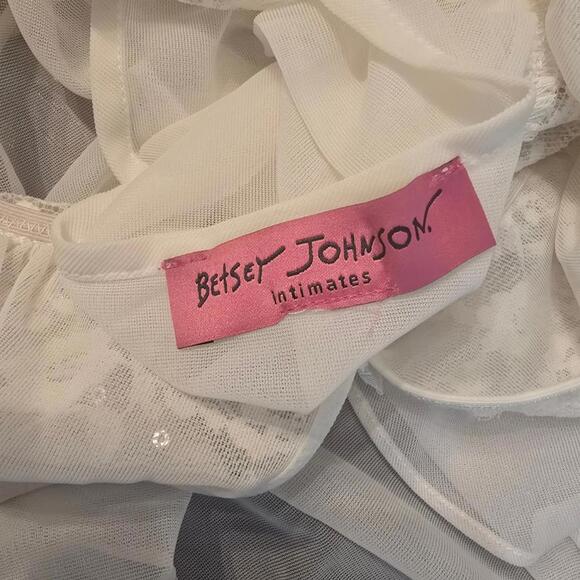 Betsey Johnson White Lace Chemise - Picture 8 of 8